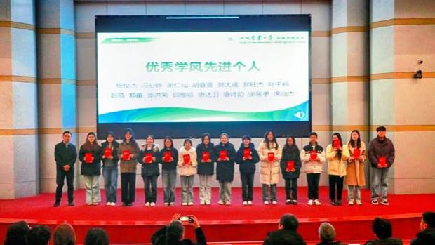 图示, 示意图

中度可信度描述已自动生成:ver1